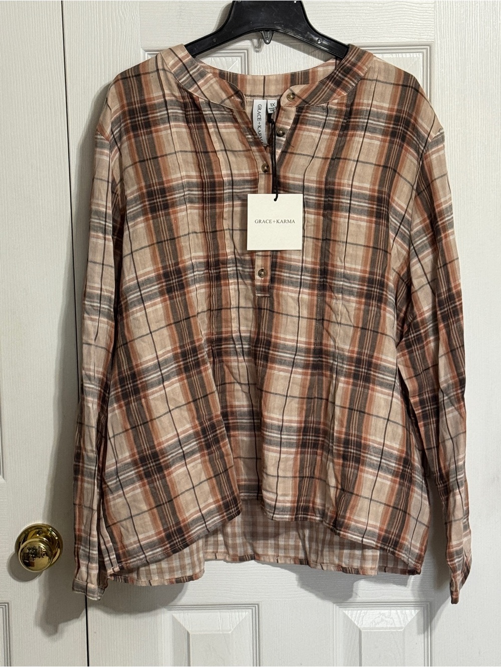Grace + Karma Women's Plaid Henley Shirt - Brown Multi